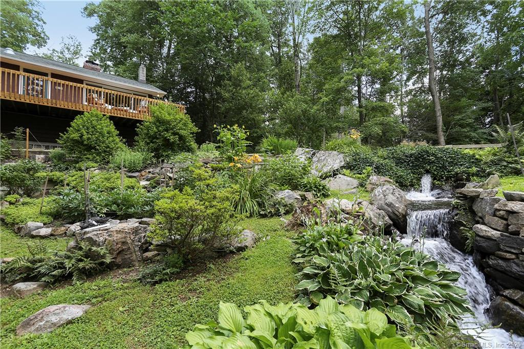 9 Alan Road Danbury CT 06810