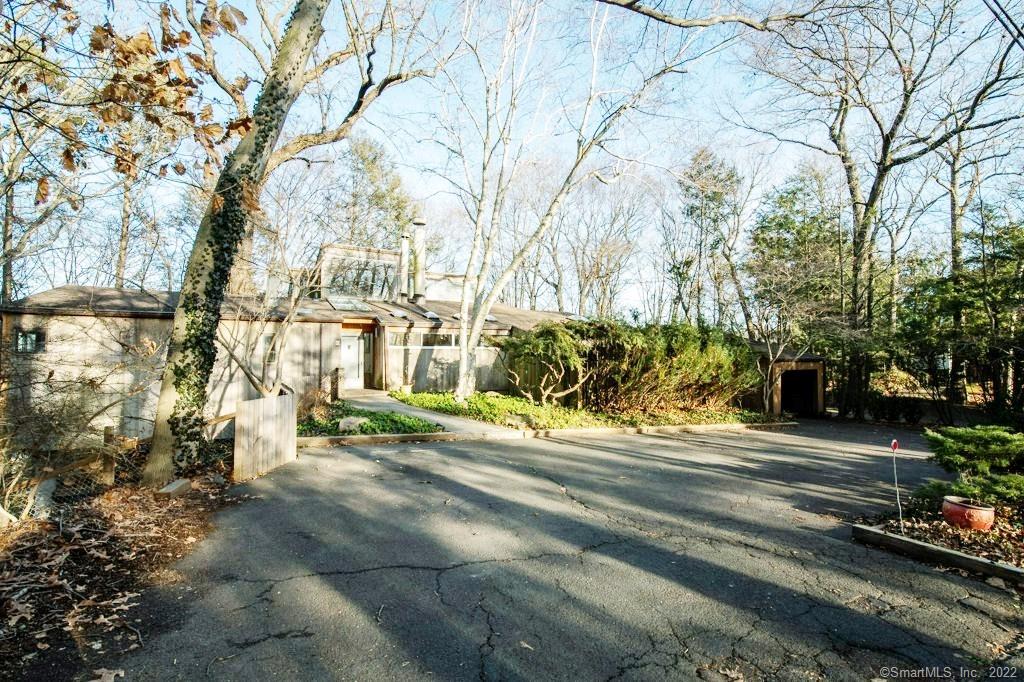 49 Deepwood Drive Hamden CT 06517