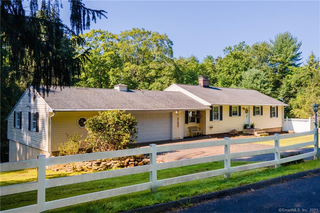 751 Bear Hill Road Middletown CT 06457