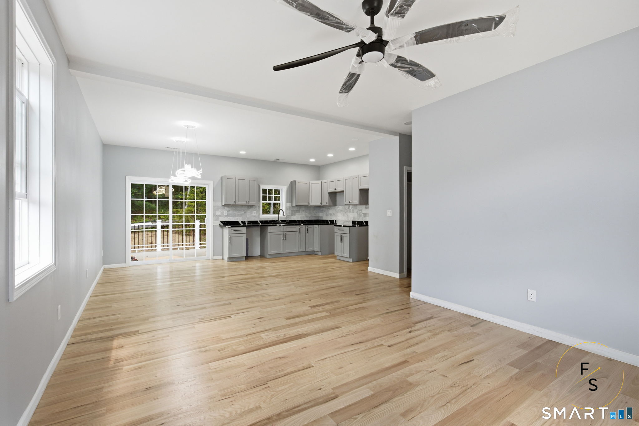 10 Church Street Sprague CT 06330