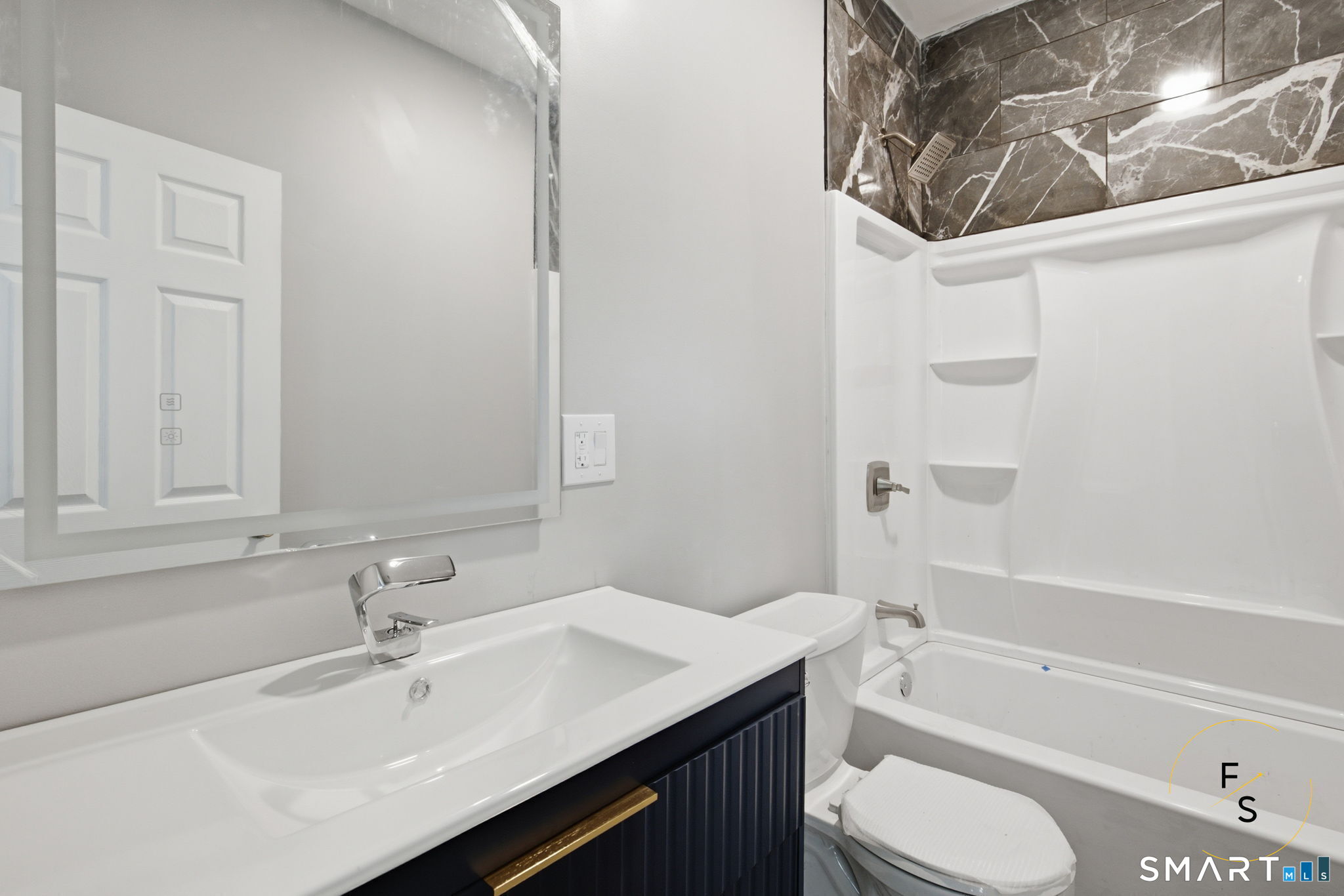 10 Church Street Sprague CT 06330