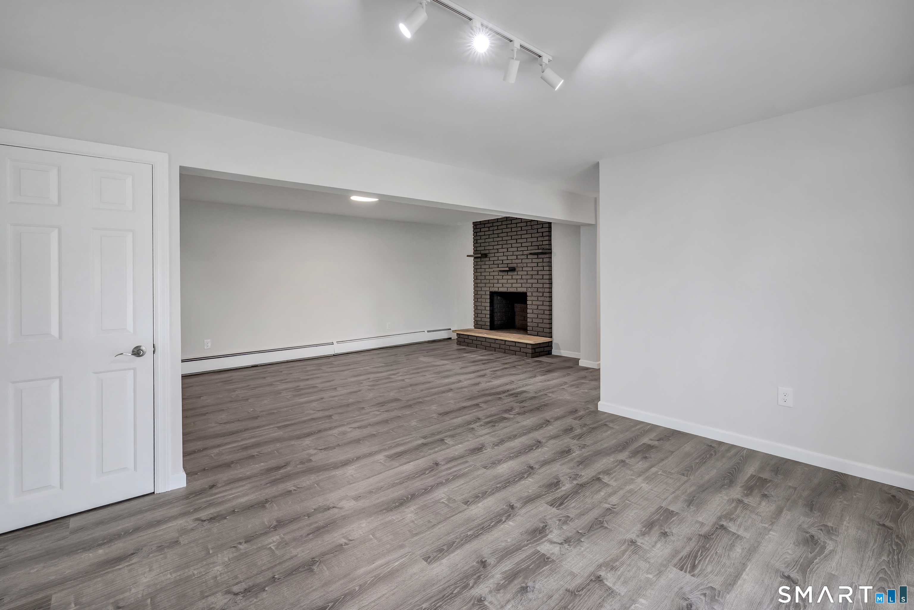 11 Carriage Drive Shelton CT 06484
