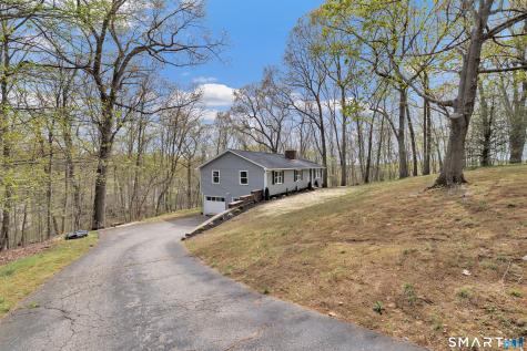 11 Carriage Drive Shelton CT 06484