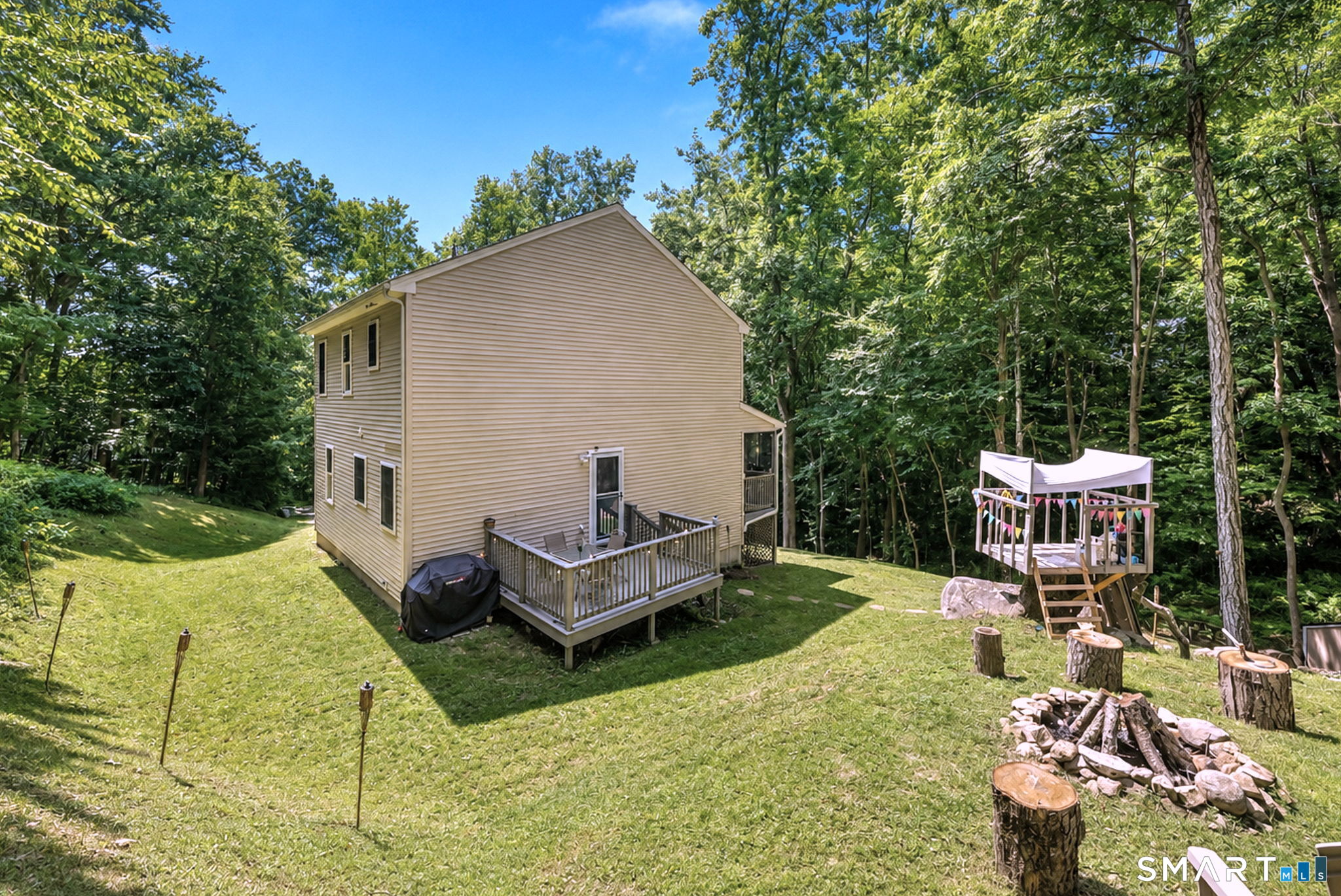 35 Charles Road Seymour CT 06483