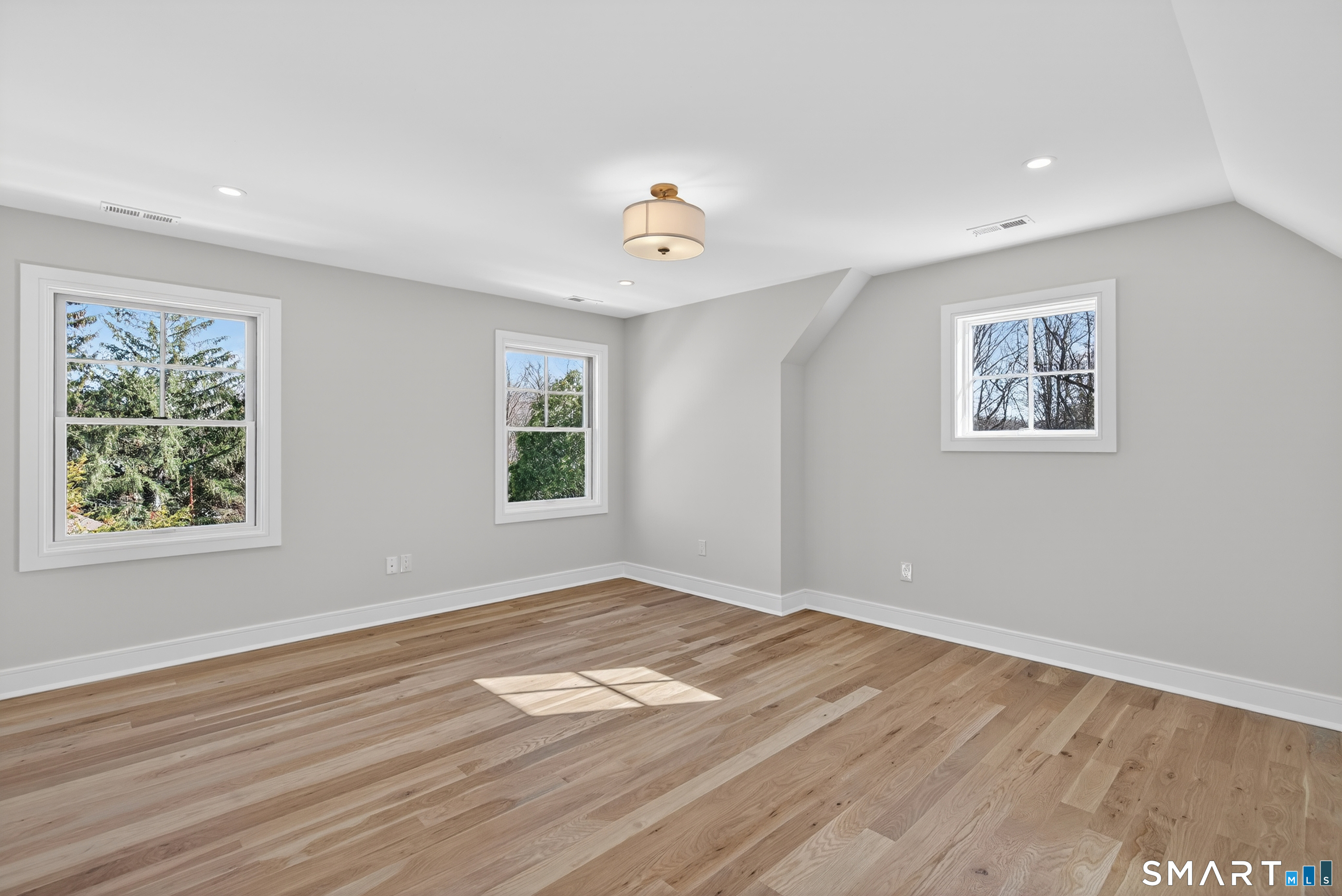360 Duck Farm Road Fairfield CT 06824