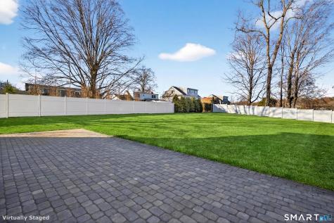360 Duck Farm Road Fairfield CT 06824