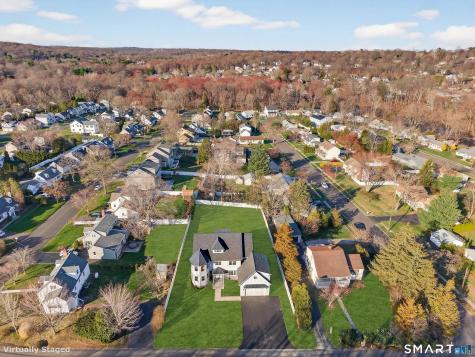 360 Duck Farm Road Fairfield CT 06824