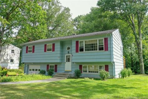 8 Benson Drive Danbury CT 06810