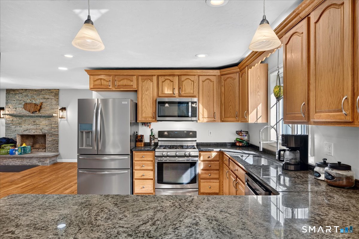 21 Thompson Road Franklin CT 06254