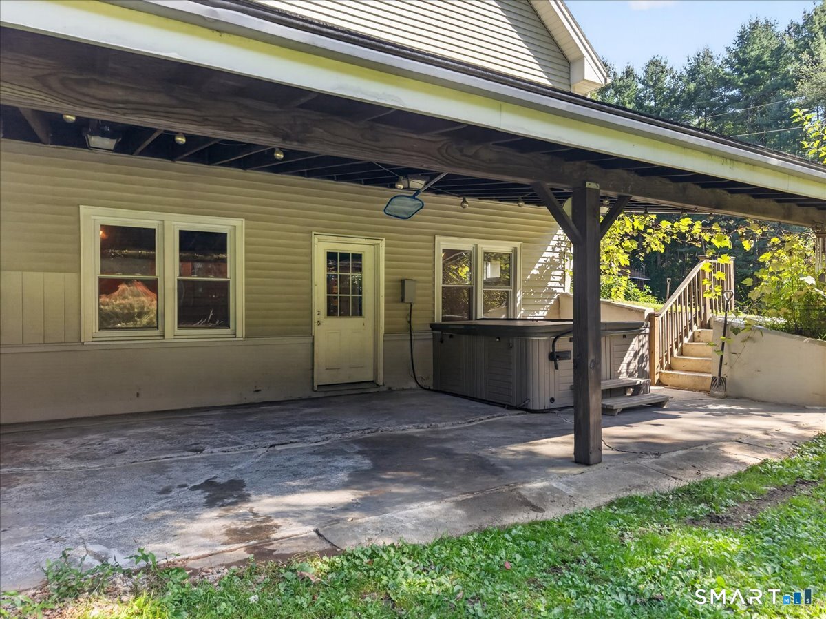 21 Thompson Road Franklin CT 06254