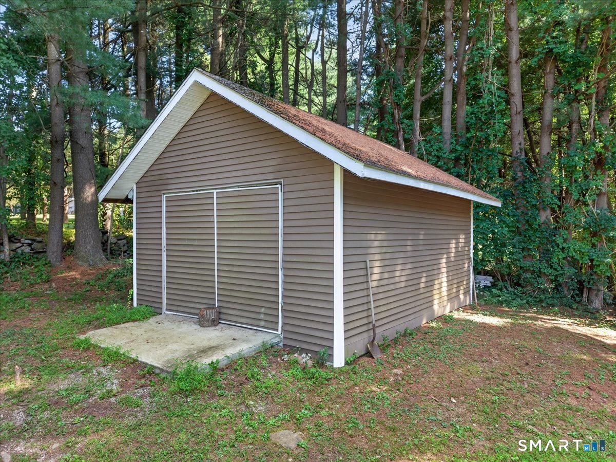 21 Thompson Road Franklin CT 06254