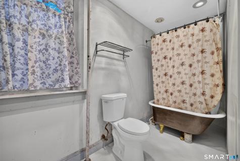 44 Rogers Street New London CT 06320