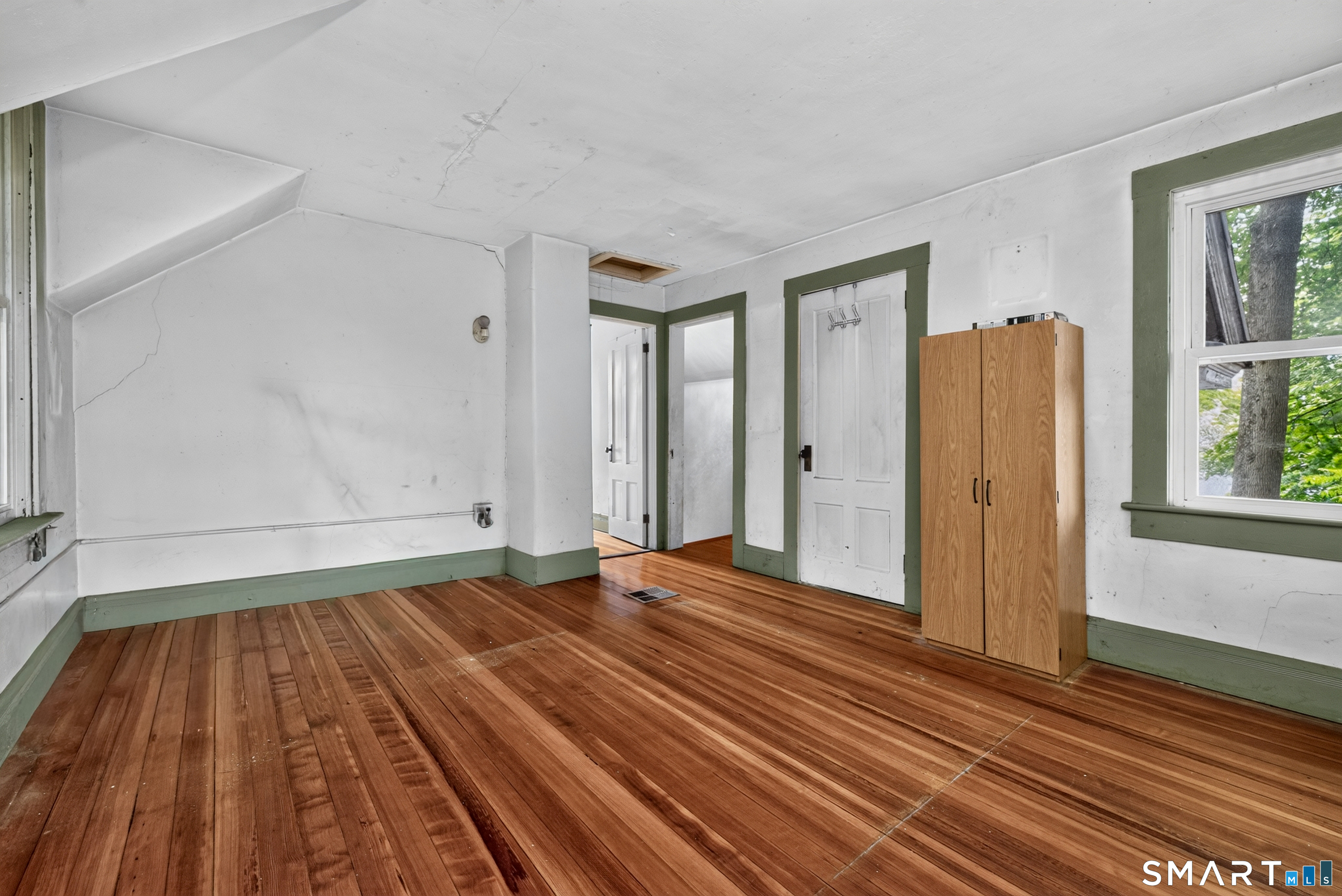44 Rogers Street New London CT 06320
