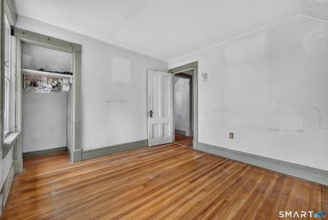 44 Rogers Street New London CT 06320