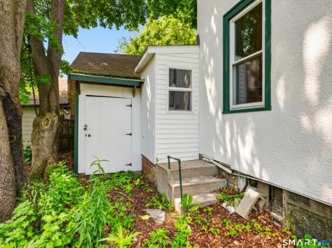 44 Rogers Street New London CT 06320