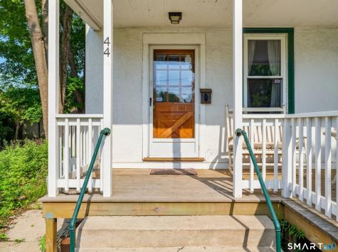 44 Rogers Street New London CT 06320
