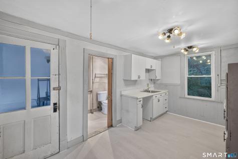44 Rogers Street New London CT 06320