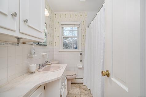 10 Valley View Road Newtown CT 06470