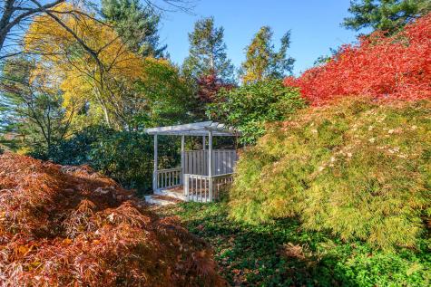 10 Valley View Road Newtown CT 06470