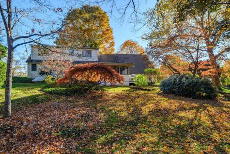 10 Valley View Road Newtown CT 06470