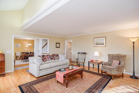 10 Valley View Road Newtown CT 06470