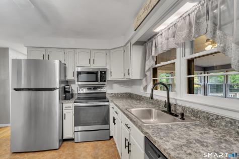 27 Idle Lane Meriden CT 06451