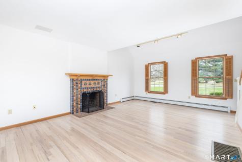 15 Studio Hill Circle Kent CT 06757