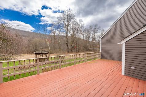 15 Studio Hill Circle Kent CT 06757