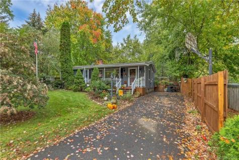 25 Oronoque Road Milford CT 06461