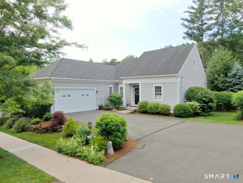 15 Bantry Road Simsbury CT 06070