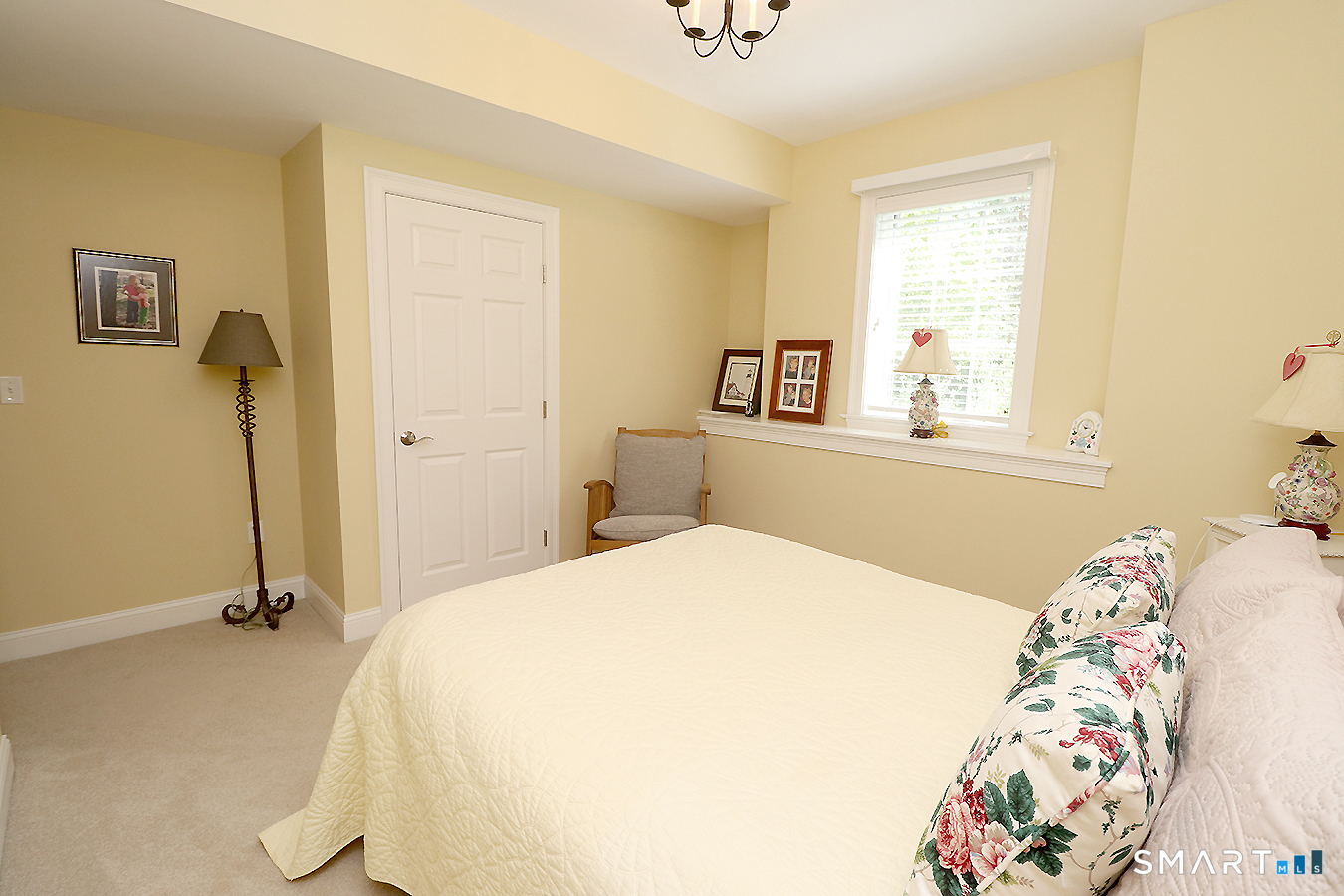 15 Bantry Road Simsbury CT 06070
