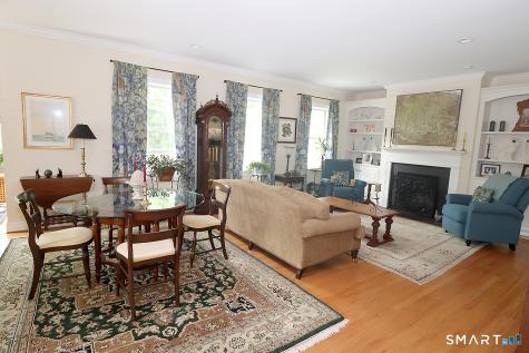 15 Bantry Road Simsbury CT 06070
