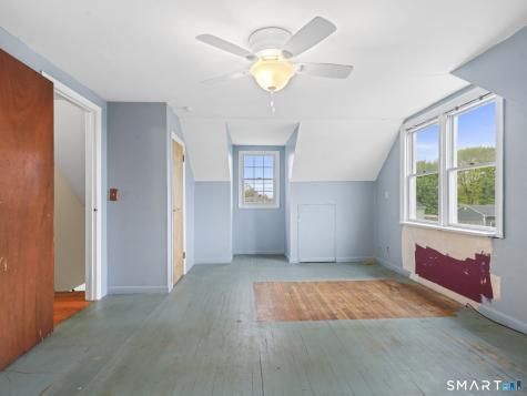 33 Cynthia Drive West Haven CT 06516