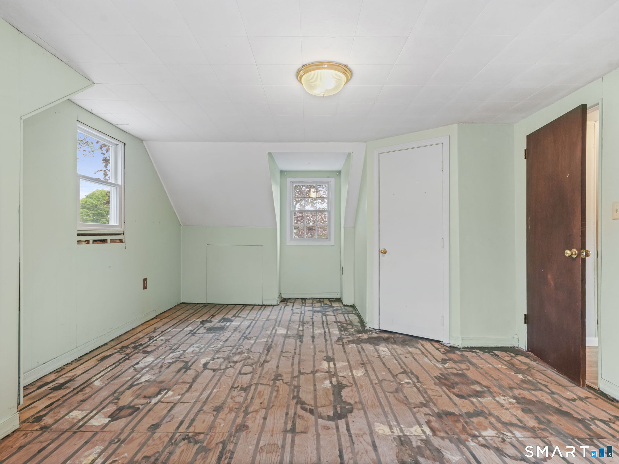 33 Cynthia Drive West Haven CT 06516