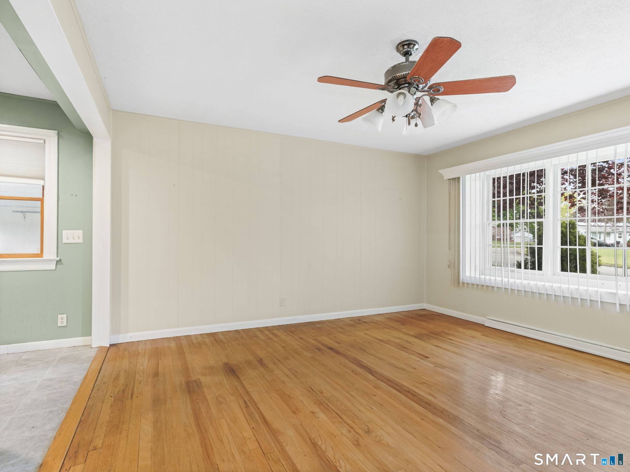 33 Cynthia Drive West Haven CT 06516