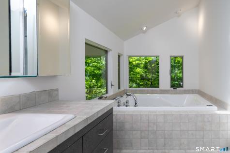 60 Muller Road Kent CT 06757