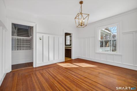 314 Ocean Avenue New London CT 06320