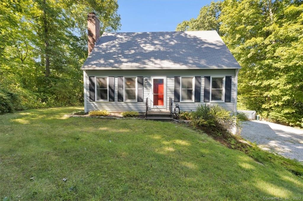 9 Brooks Lane Chester CT 06412