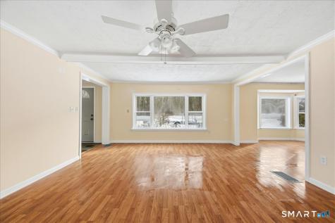 152 Mystic Road North Stonington CT 06359