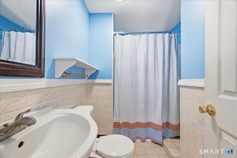 152 Mystic Road North Stonington CT 06359