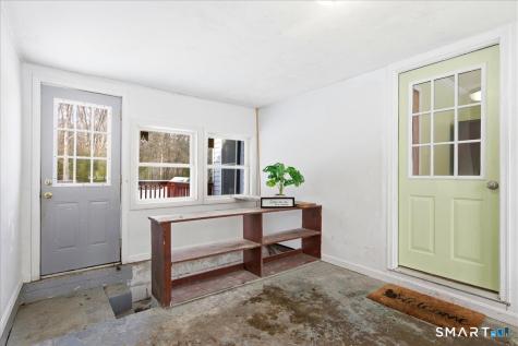 152 Mystic Road North Stonington CT 06359