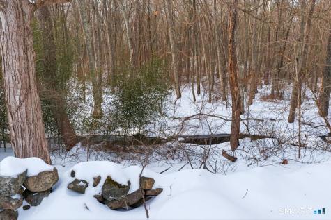 152 Mystic Road North Stonington CT 06359