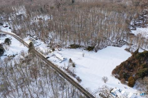 152 Mystic Road North Stonington CT 06359