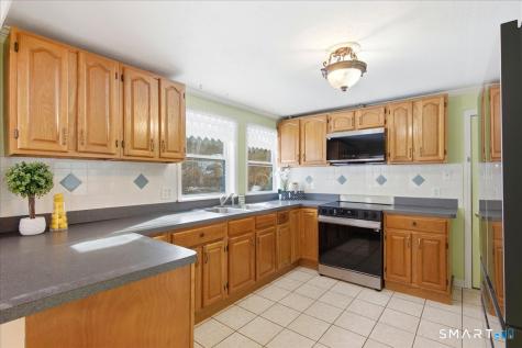 152 Mystic Road North Stonington CT 06359