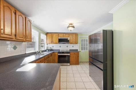 152 Mystic Road North Stonington CT 06359