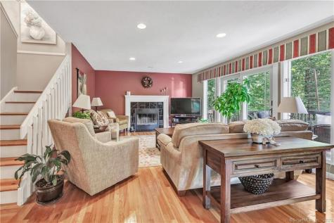 8 Rolling Brook Lane Shelton CT 06484