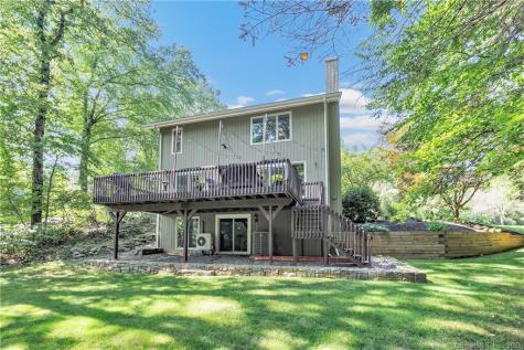 8 Rolling Brook Lane Shelton CT 06484