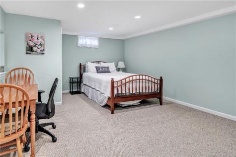 8 Rolling Brook Lane Shelton CT 06484