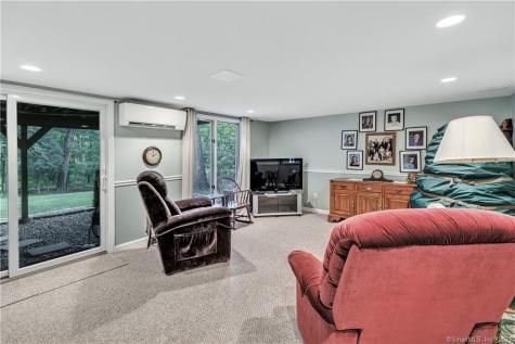 8 Rolling Brook Lane Shelton CT 06484