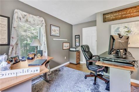 8 Rolling Brook Lane Shelton CT 06484